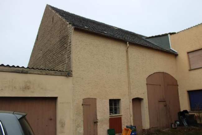 Foto 5 von 18 — Einfamilienhaus, Kfz-Stellplatz