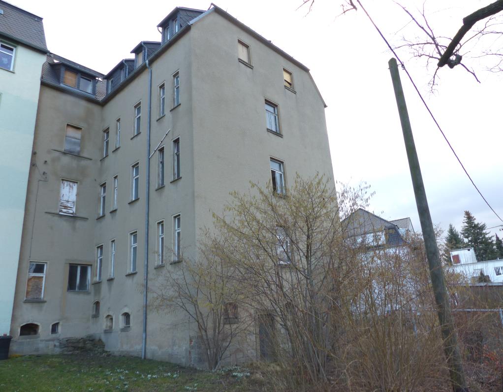 Foto 2 von 3 — Mehrfamilienhaus