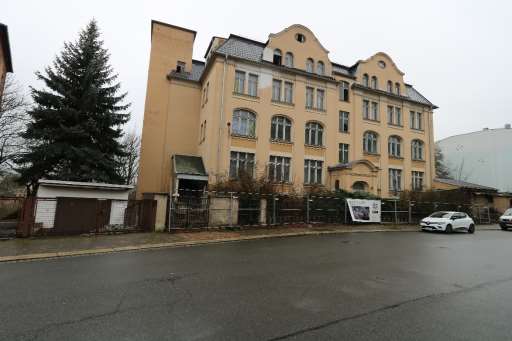 Foto 1 von 7 — Wohn-/Geschäftshaus