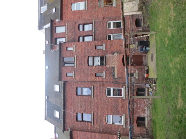 Foto 1 von 2 — Mehrfamilienhaus