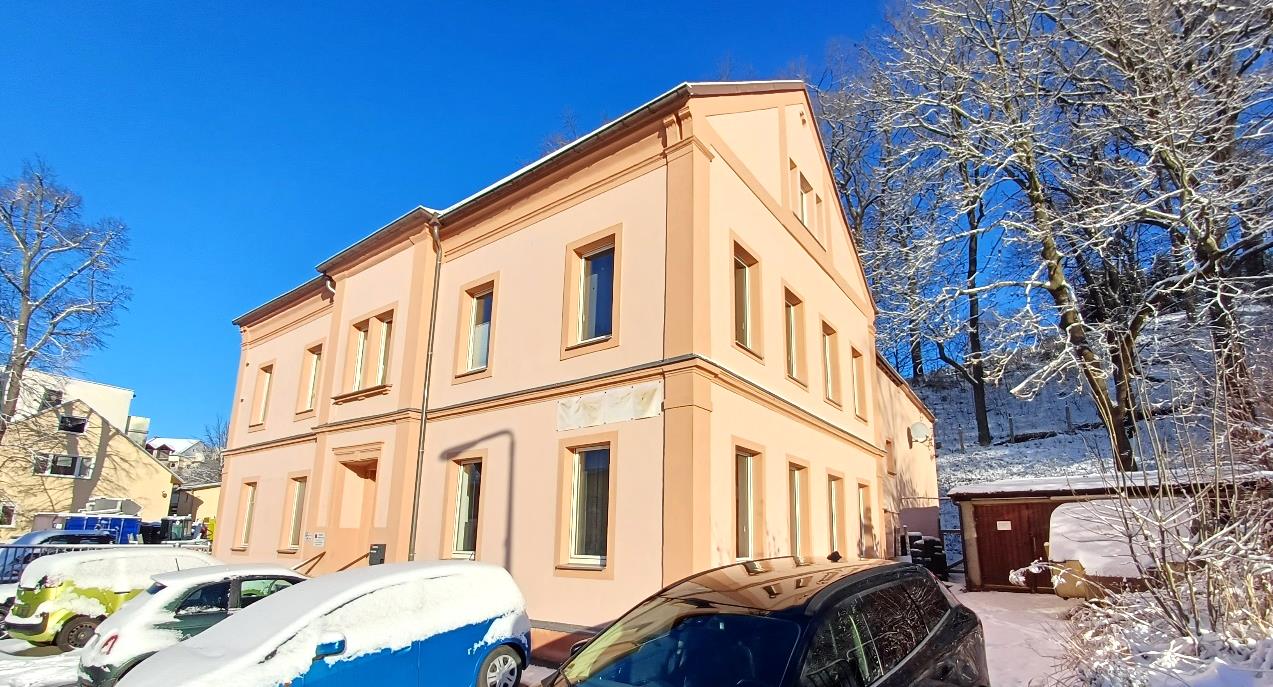 Foto 1 von 7 — Wohn-/Geschäftshaus