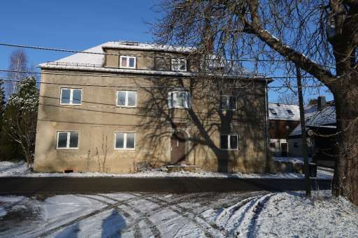 Foto 1 von 8 — Mehrfamilienhaus