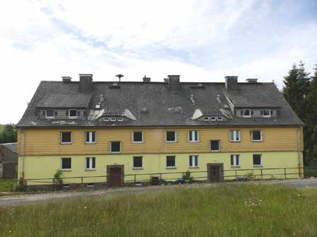 Foto 2 von 18 — Mehrfamilienhaus