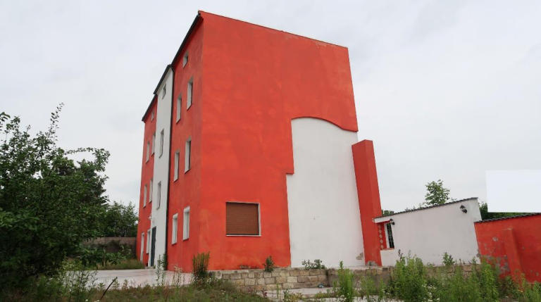 Foto 4 von 11 — Mehrfamilienhaus