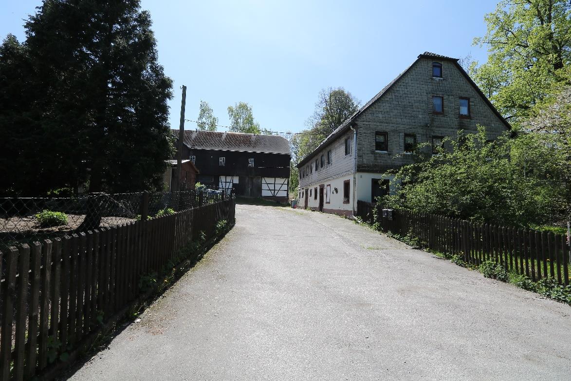 Foto 1 von 6 — Mehrfamilienhaus
