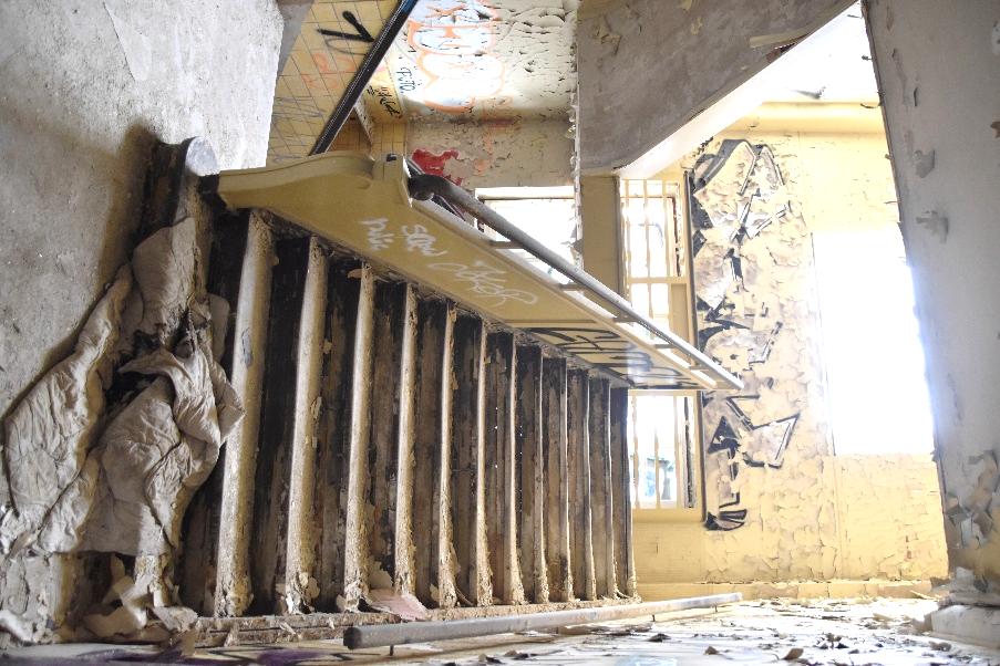 Foto 6 von 8 — gewerblich genutztes Grundstück