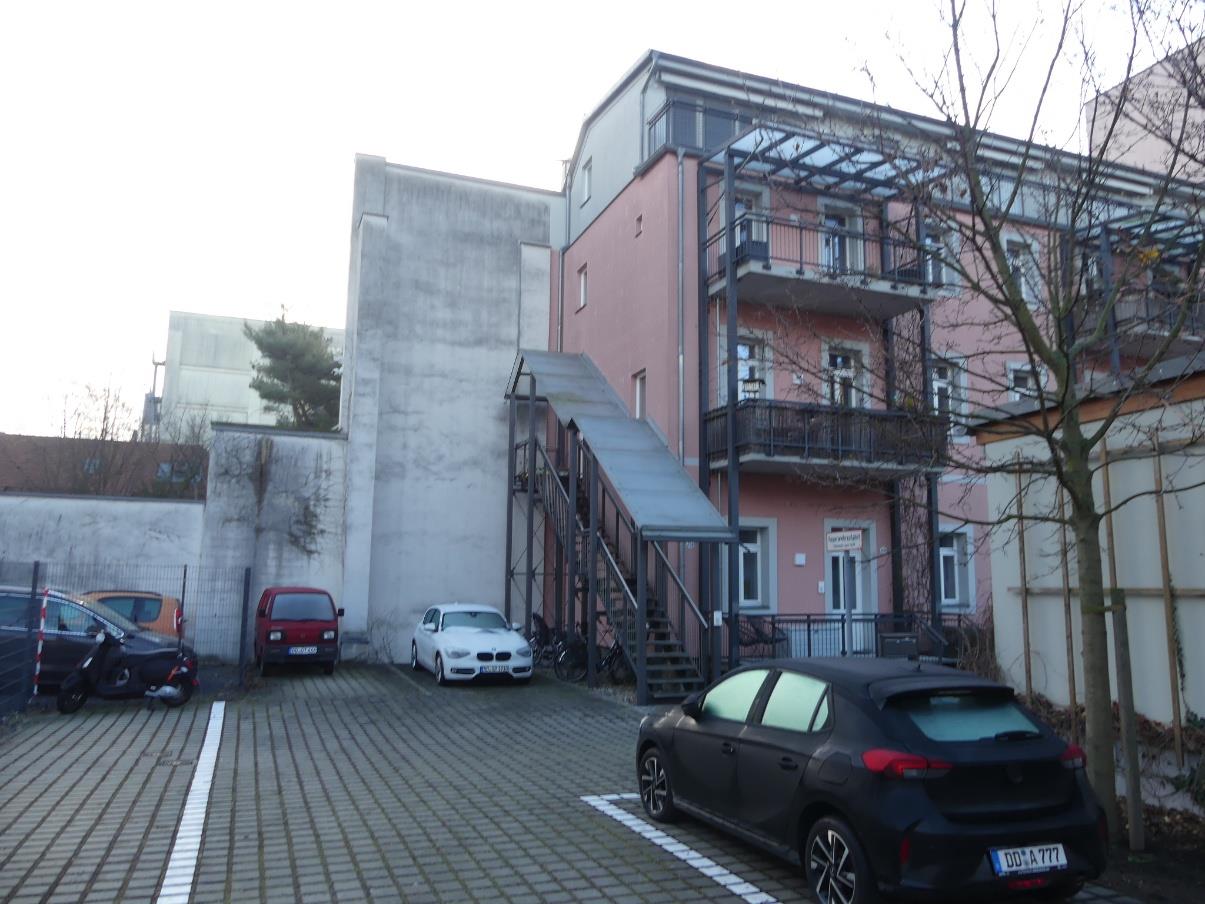 Foto 5 von 17 — Eigentumswohnung (3 bis 4 Zimmer)
