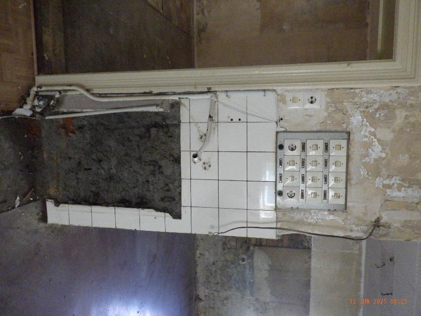 Foto 10 von 34 — Wohn-/Geschäftshaus