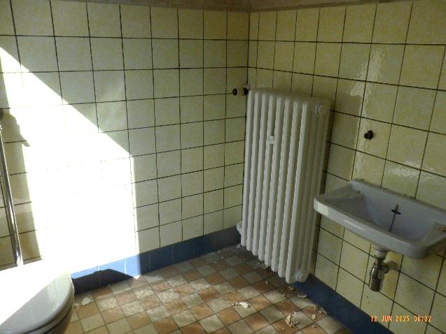 Foto 6 von 34 — Wohn-/Geschäftshaus