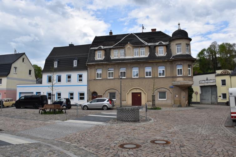 Foto 2 von 28 — Mehrfamilienhaus