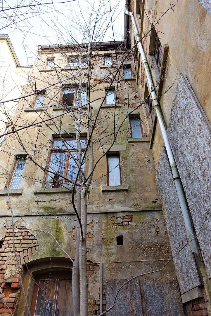 Foto 14 von 14 — Mehrfamilienhaus