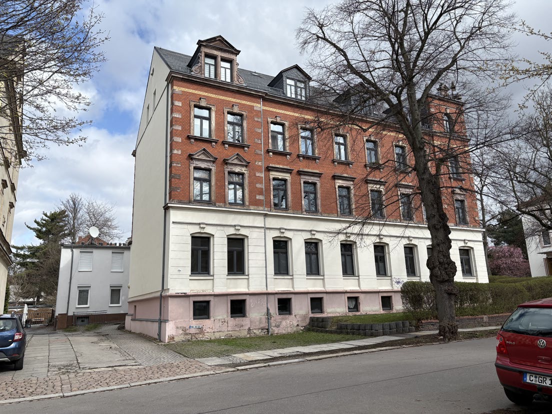 Foto 1 von 7 — Eigentumswohnung (1 bis 2 Zimmer)