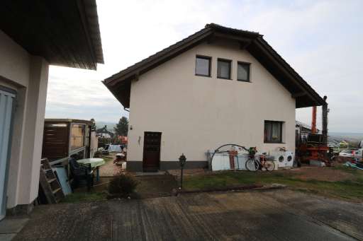 Foto 5 von 8 — Einfamilienhaus