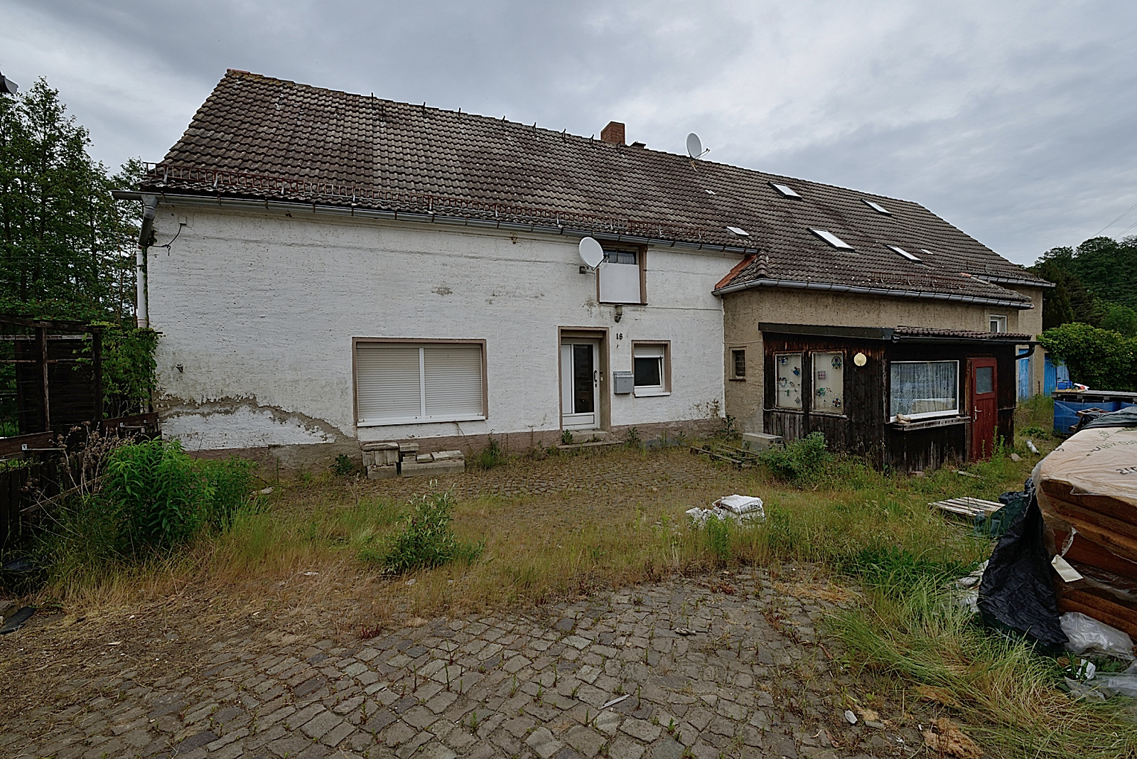 Foto 1 von 1 — Zweifamilienhaus