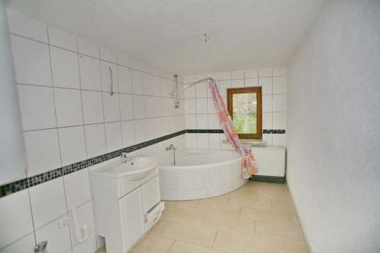 Foto 9 von 16 — Mehrfamilienhaus