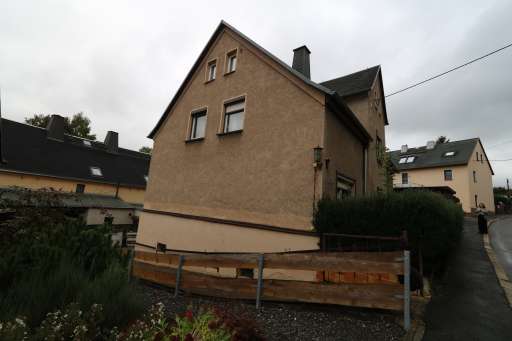 Foto 5 von 6 — Zweifamilienhaus