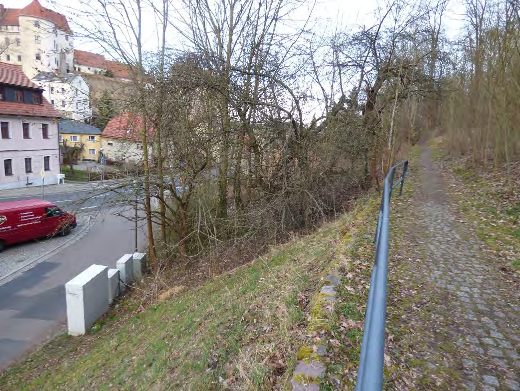 Foto 5 von 11 — unbebautes Grundstück