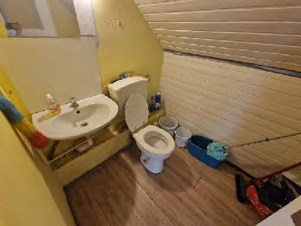 Foto 43 von 55 — Wohn-/Geschäftshaus
