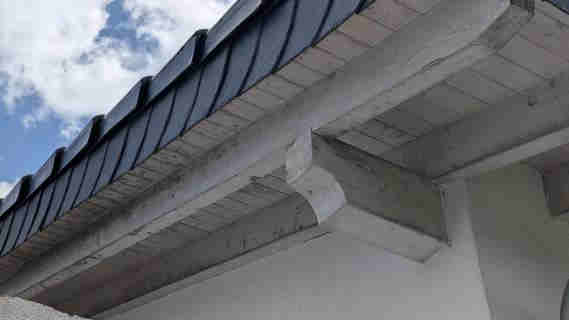 Foto 24 von 25 — Einfamilienhaus, Garage