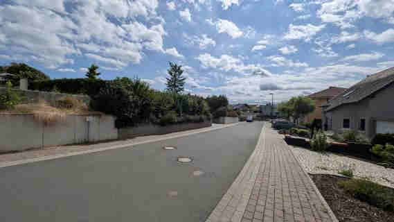 Foto 3 von 25 — Einfamilienhaus, Garage