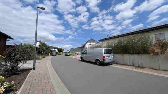 Foto 4 von 25 — Einfamilienhaus, Garage