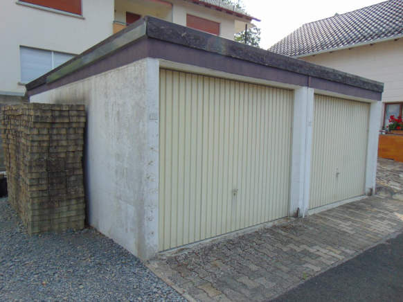 Foto 9 von 19 — Zweifamilienhaus, Garage, Sonstiges