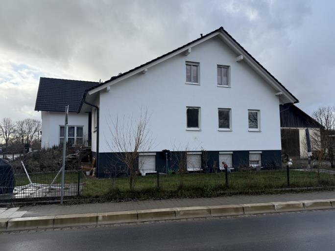 Foto 3 von 7 — Zweifamilienhaus