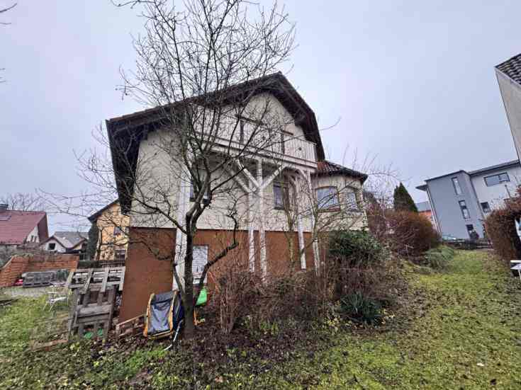 Foto 8 von 38 — Zweifamilienhaus, Zweifamilienhaus mit Doppelgarage und Gewerbeeinheit