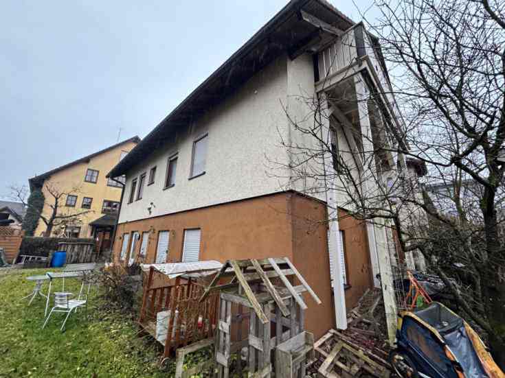 Foto 11 von 38 — Zweifamilienhaus, Zweifamilienhaus mit Doppelgarage und Gewerbeeinheit