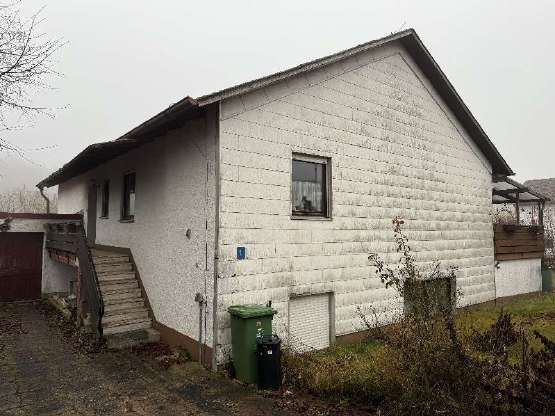 Foto 11 von 43 — Zweifamilienhaus