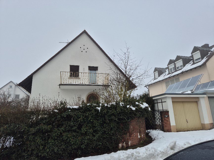 Foto 9 von 13 — Einfamilienhaus, Garage