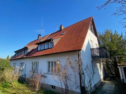 Foto 5 von 25 — Doppelhaushälfte, Garage