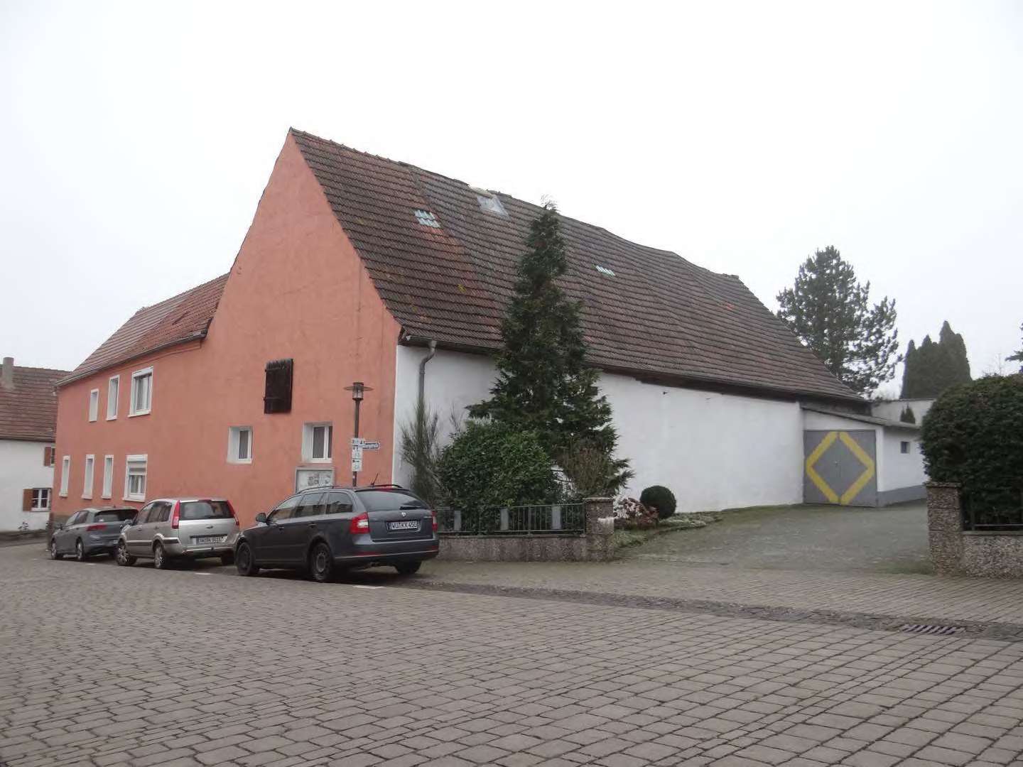 Foto 3 von 6 — land- und forstwirtschaftlich genutztes Grundstück, Sonstiges, Einfamilienhaus