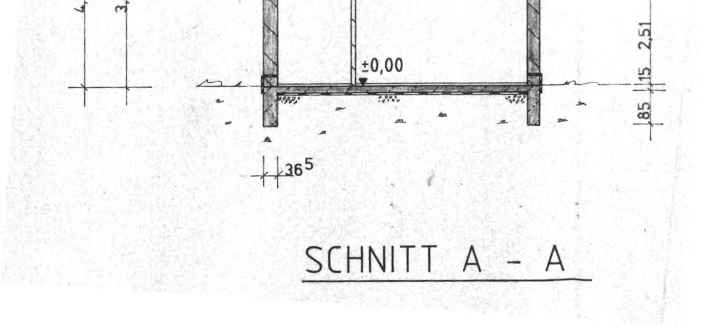 Foto 2 von 5 — Zweifamilienhaus, Einfamilienhaus