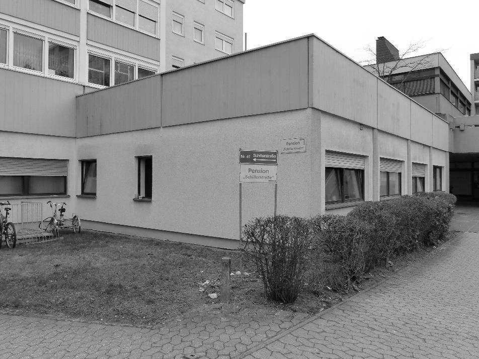 Foto 1 von 8 — Gewerbeeinheit (z.B. Laden, Büro), gewerblich genutztes Grundstück, Teileigentumseinheit mit Beherbergungsbetrieb