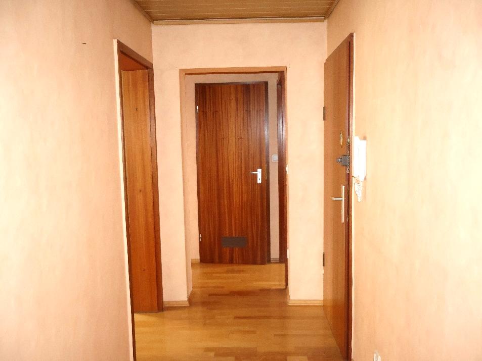 Foto 3 von 14 — Eigentumswohnung (3 bis 4 Zimmer), Garage