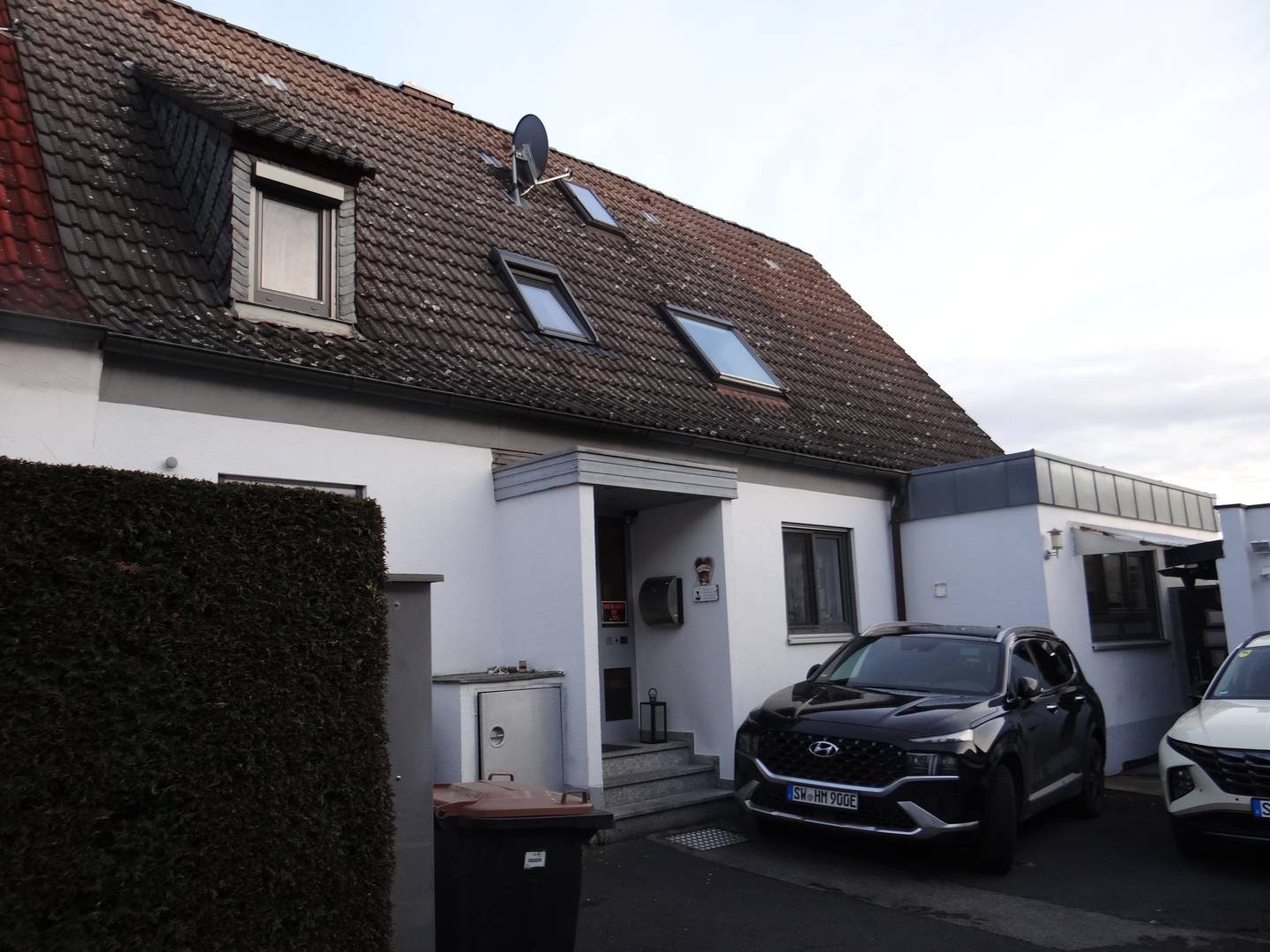 Foto 1 von 4 — Zweifamilienhaus, Garage, Sonstiges