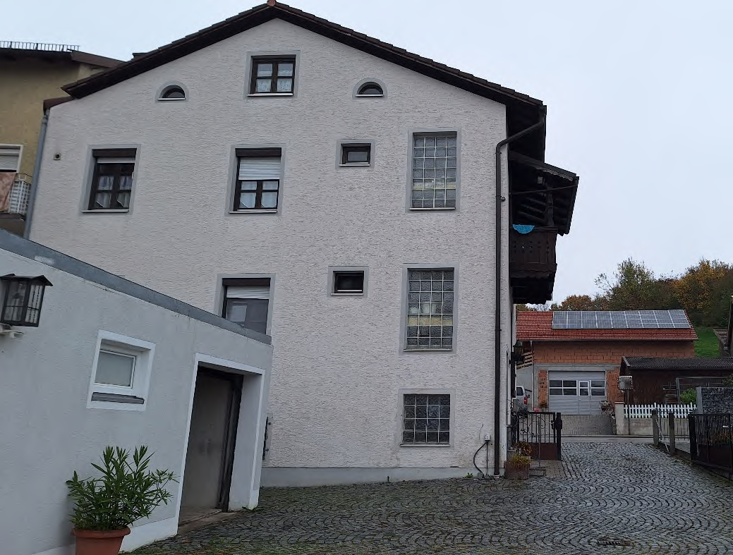 Foto 6 von 20 — Zweifamilienhaus