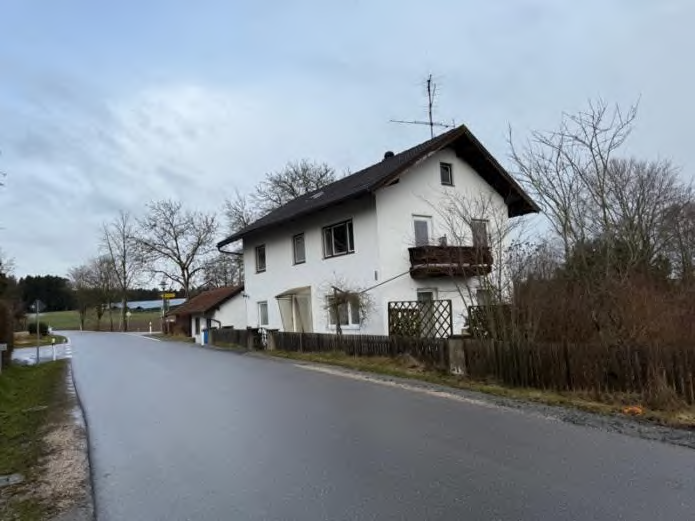 Foto 1 von 12 — Einfamilienhaus