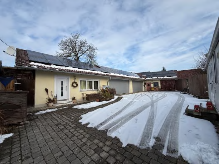 Foto 8 von 18 — Mehrfamilienhaus