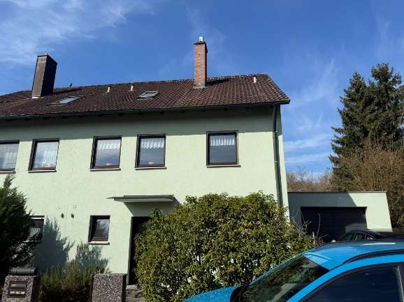 Foto 11 von 19 — Doppelhaushälfte, Garage