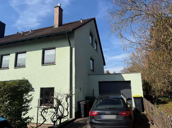Foto 12 von 19 — Doppelhaushälfte, Garage