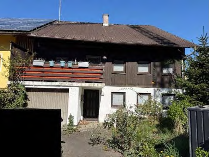 Foto 13 von 20 — Einfamilienhaus, Garage