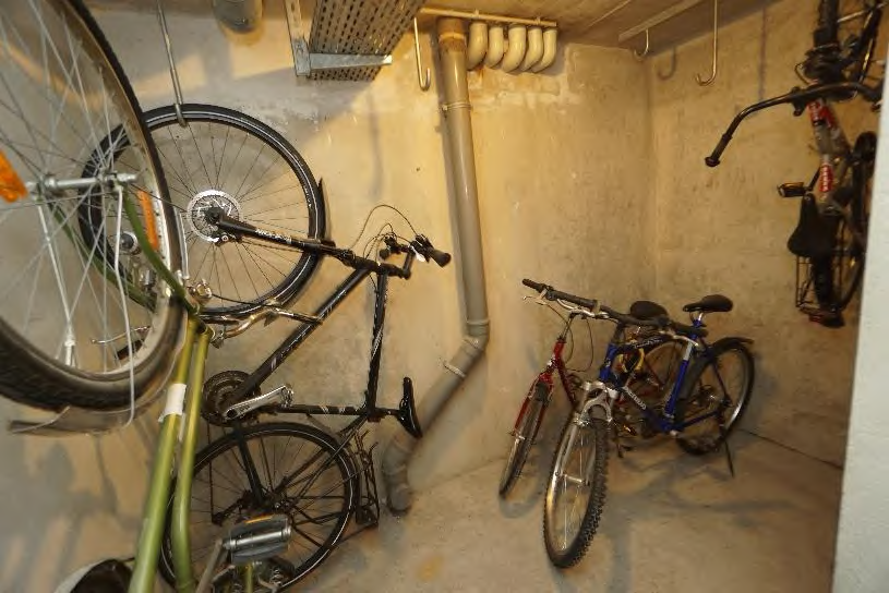 Foto 13 von 35 — Eigentumswohnung (3 bis 4 Zimmer), Kfz-Stellplatz (Tiefgarage)