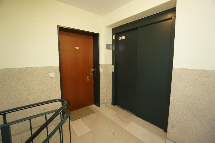 Foto 9 von 35 — Eigentumswohnung (3 bis 4 Zimmer), Kfz-Stellplatz (Tiefgarage)