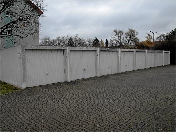 Foto 8 von 12 — Garage, Eigentumswohnung (3 bis 4 Zimmer)