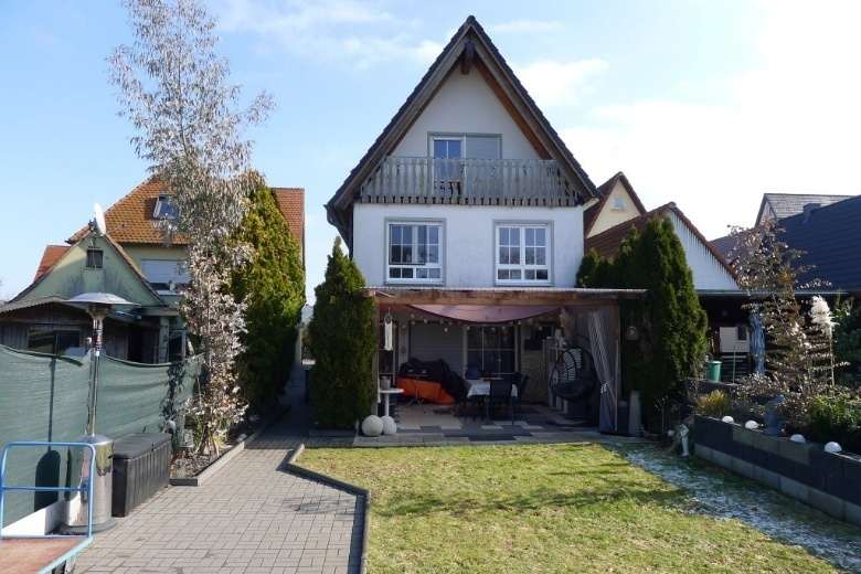 Foto 1 von 6 — Einfamilienhaus