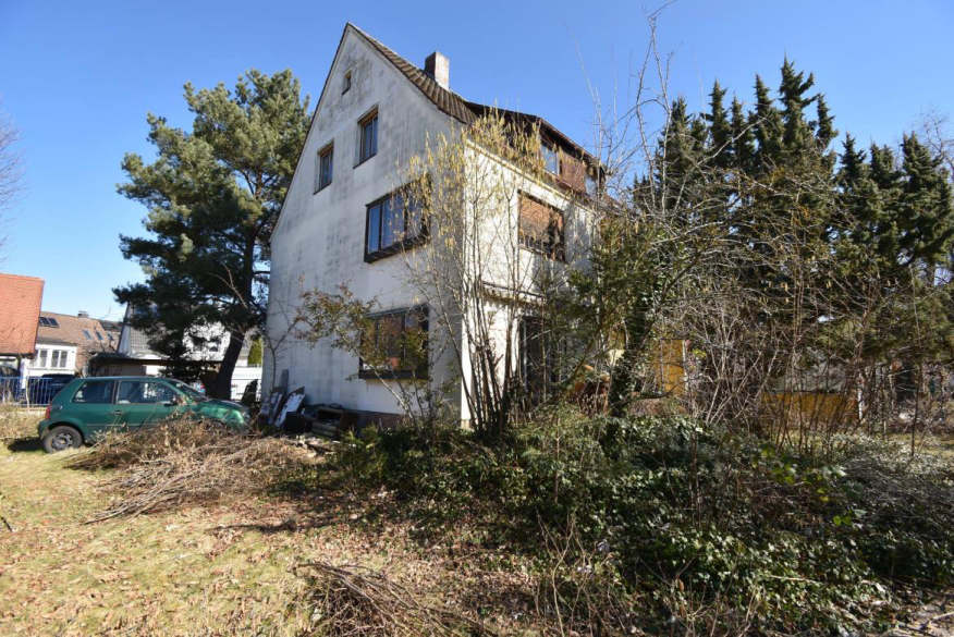 Foto 14 von 36 — Mehrfamilienhaus, Garage, Dreifamilienhaus (Reiheneckhaus), Doppelgarage