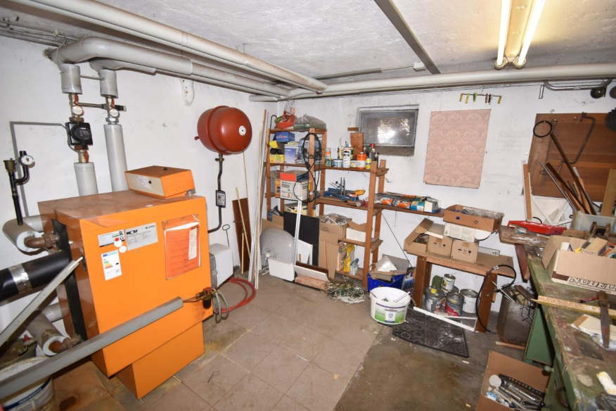 Foto 22 von 36 — Mehrfamilienhaus, Garage, Dreifamilienhaus (Reiheneckhaus), Doppelgarage
