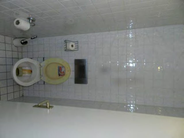 Foto 12 von 33 — Gewerbeeinheit (z.B. Laden, Büro)